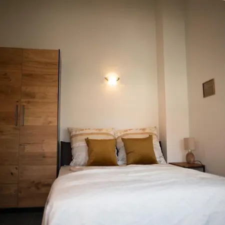 Wunderschoene Maisonette-wohnung Μόναχο