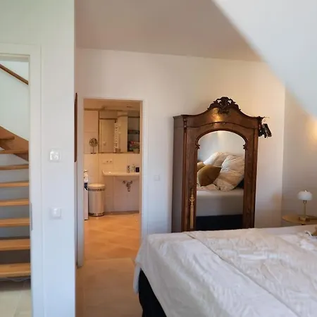 Apartamento Wunderschoene Maisonette-wohnung Múnich