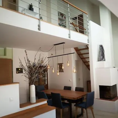 Apartmán Wunderschoene Maisonette-wohnung