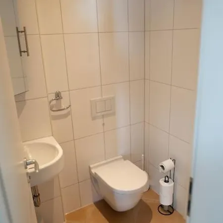 Wunderschoene Maisonette-wohnung Apartment Munich